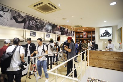 chrome-pop-up-store09