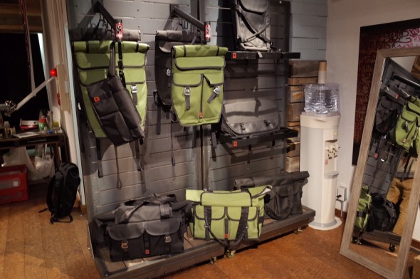 %E5%86%99%E7%9C%9F-23