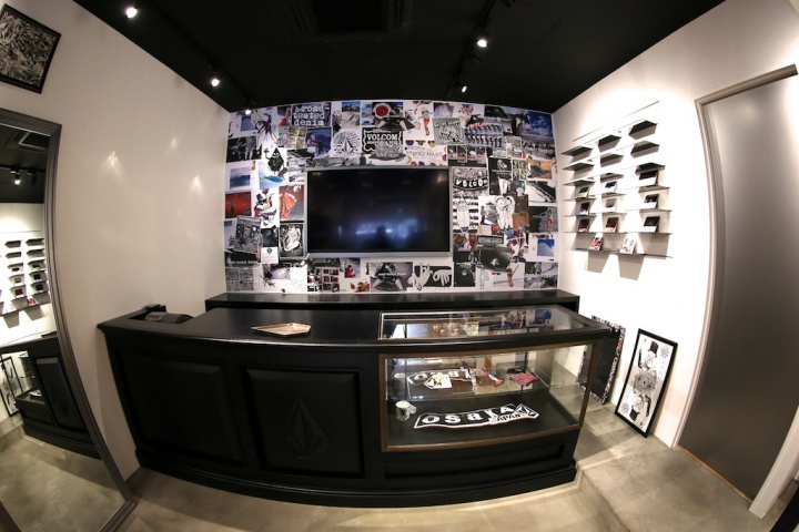 volcom store2
