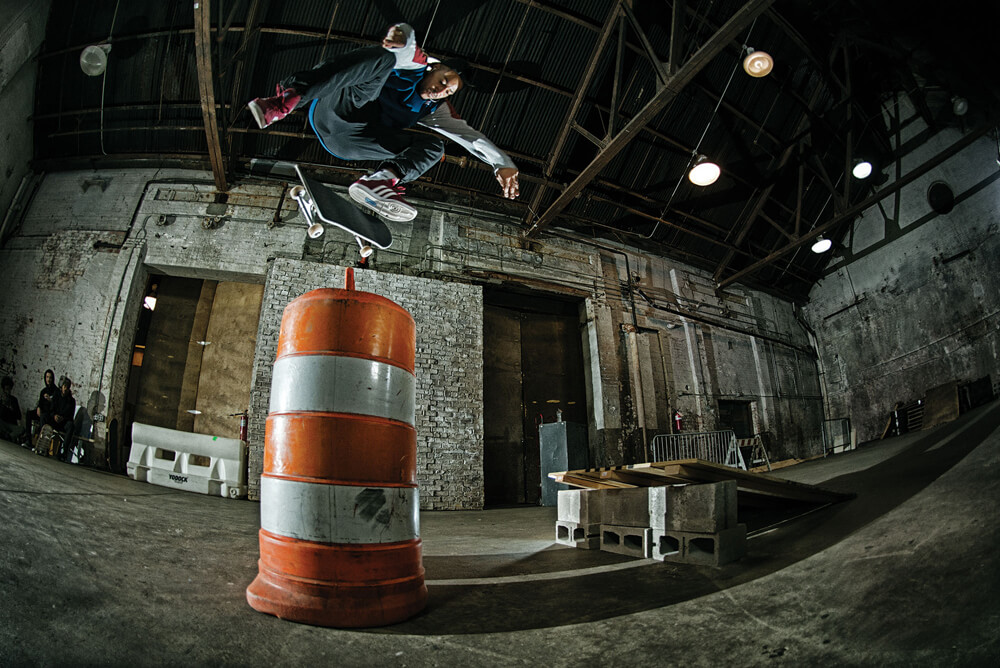 adidas-skateboarding_samba-adv09