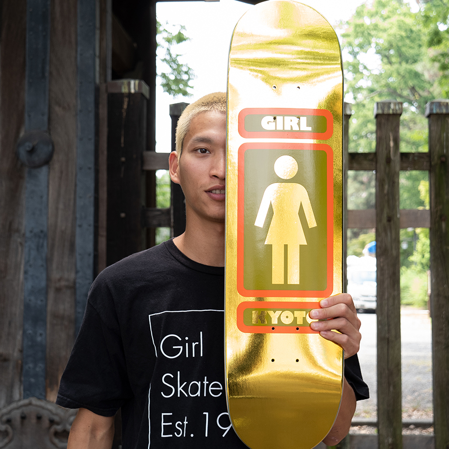 Girl × Kyoto skateboard Deck 7.75